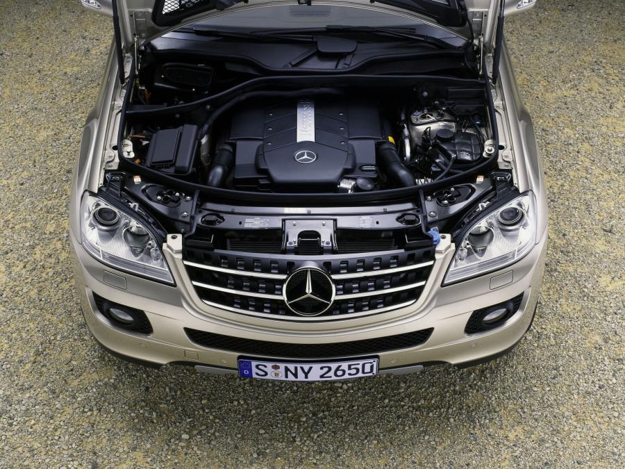  Mercedes-Benz ML-Class 2006 года  (фото 346 из 400)